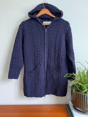 Aran Crafts 100% Merino Wool Irish Cable Knit Hooded Zip Cardigan Ireland